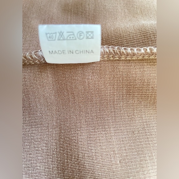 Fleece wrap with tie at side - Picture 8 of 8